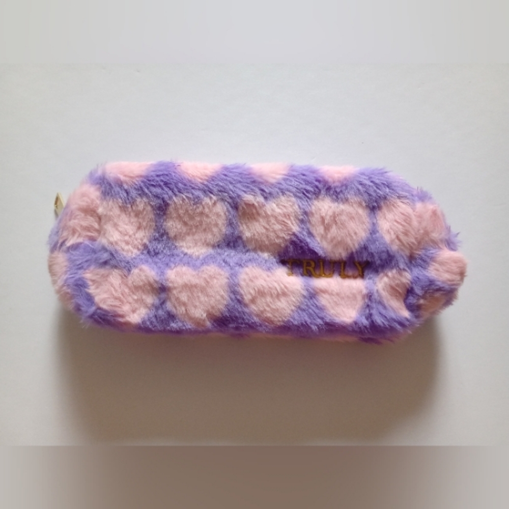 🆕 Truly Cosmetics Fluffy Bag